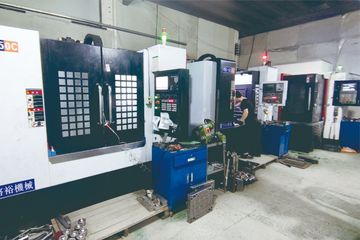 Factory facility photo 4