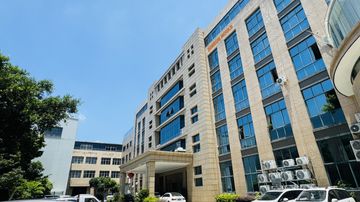 Factory and facilities of Taizhou JunSun Plastic Mould Co., Ltd.