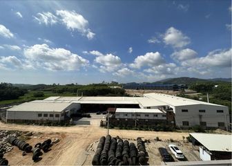 Factory and facilities of ZHANGPU HONGLI TYRE REFITTING LTD