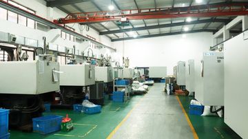 Factory and facilities of YUYAO SHINER PLASTICS MANUFACTORY CO., LTD.