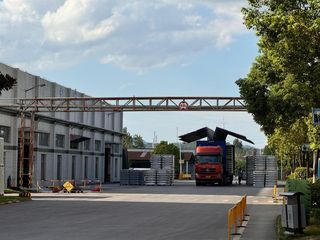 Factory facility photo 3