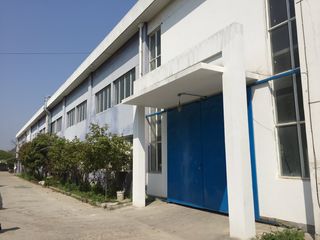 Factory and facilities of Shanghai Lontom Electric Material Co., Ltd.