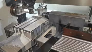 Factory and facilities of Ningbo Fenghua Haoyi Machinery Axis Industry Co., Ltd.