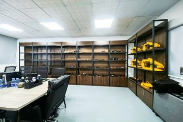 Factory facility photo 5