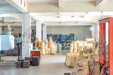 Factory facility photo 4