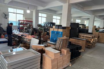 Factory and facilities of Sihui Yoya Cases Factory