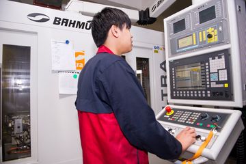 Factory facility photo 5