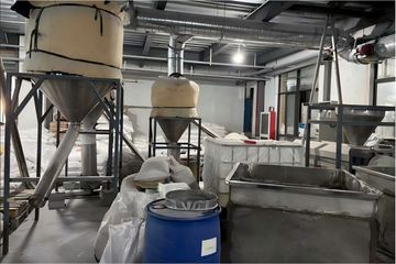 Factory facility photo 4