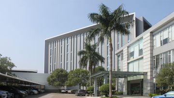 Factory and facilities of Foshan Hanlong Furniture Co., Ltd.