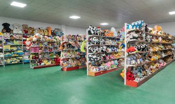 Factory and facilities of Yancheng Rainbow Arts and Crafts Co., Ltd.