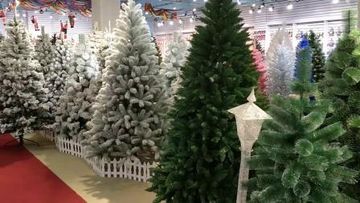 Factory and facilities of Yiwu Shuangyuan Christmas Artware Co., Ltd.