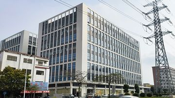 Factory and facilities of Zhongshan Sinuo Art Installation Co., Ltd