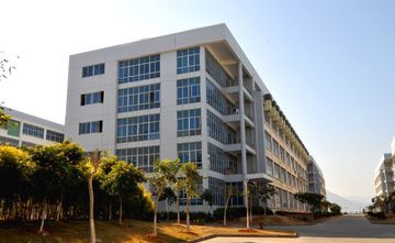 Factory and facilities of XIAMEN TOPSUN APPAREL CO., LTD.