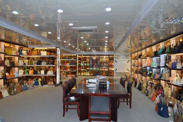 Factory facility photo 4