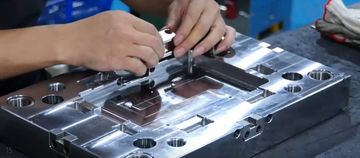 Factory and facilities of Dongguan Da Wang Precision Mould Co., Ltd.