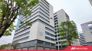 Factory and facilities of Guangzhou Fuluke Cosmetics Equipment Co., Ltd.