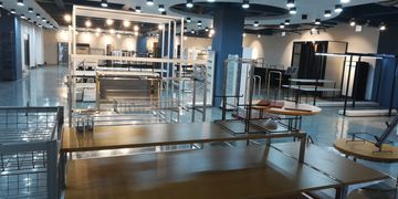 Factory and facilities of Xiamen Vision Store Fixture