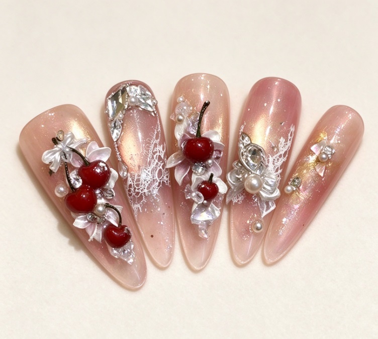Unghie finte lunghe a mandorla in pizzo ciliegia 3D fatte a mano, base shimmer cat eye con strass e perle per feste