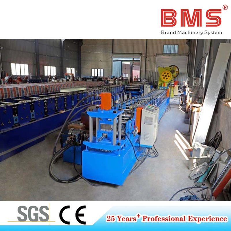 Máquina perfiladora de Unistrut para marco de panel solar