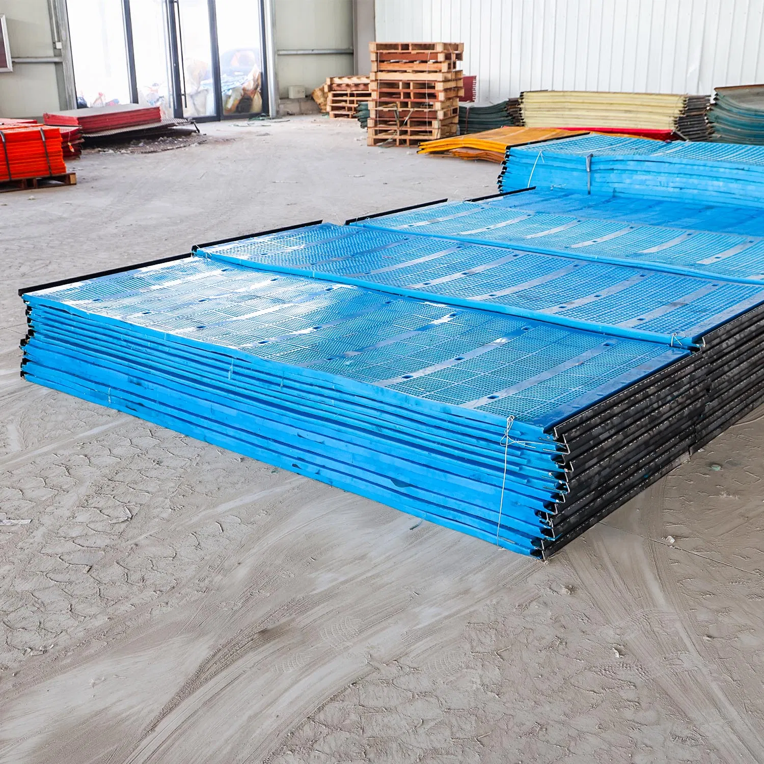 Linear Polyurethane Screen Mesh High Efficiency Construction Use with Custom Dimensions