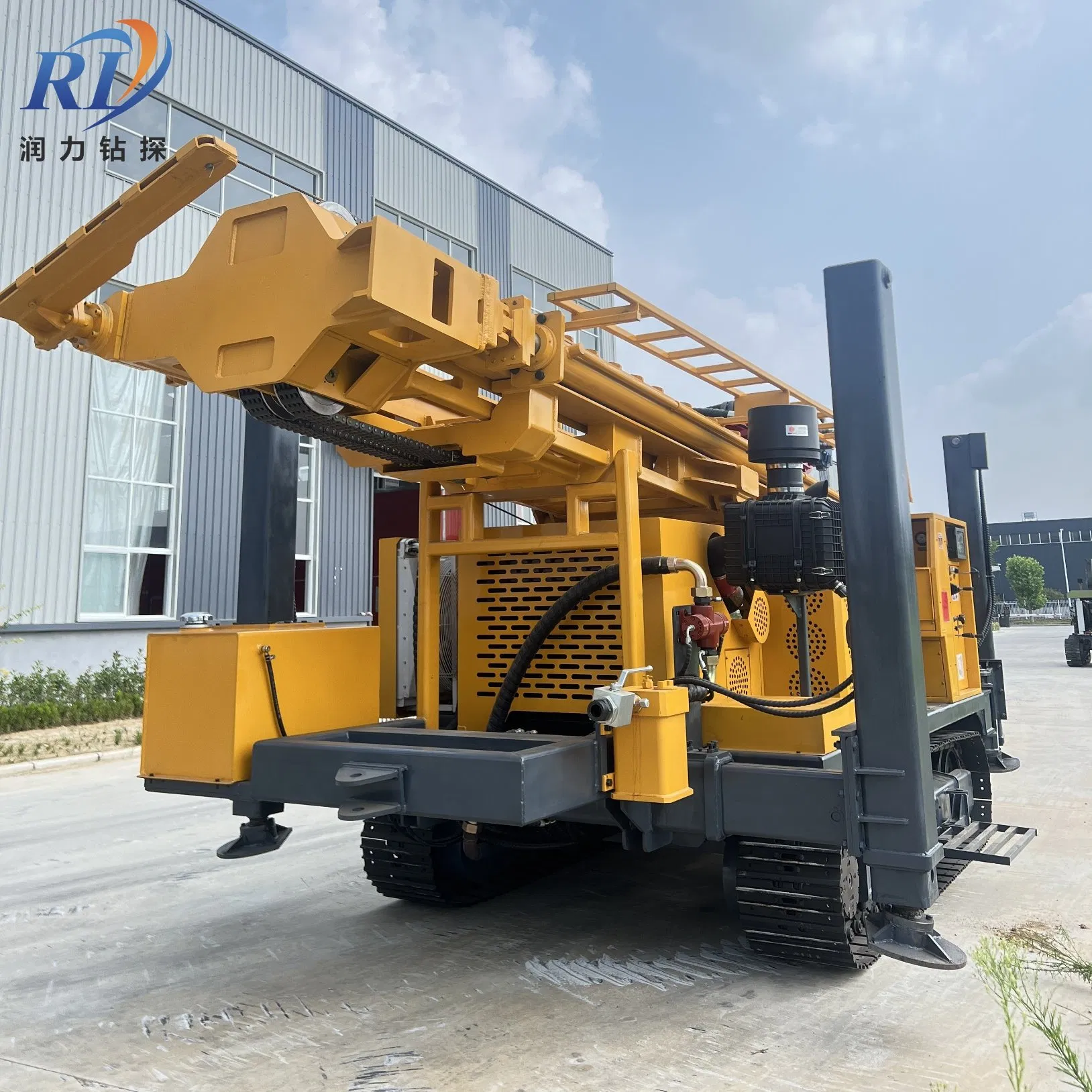 750m Heavy-Duty Crawler Mounted Water Well Drilling Rig for Mining Blast Holes and Geothermal Pipes, Compatible with DTH or Mud Pump Drilling