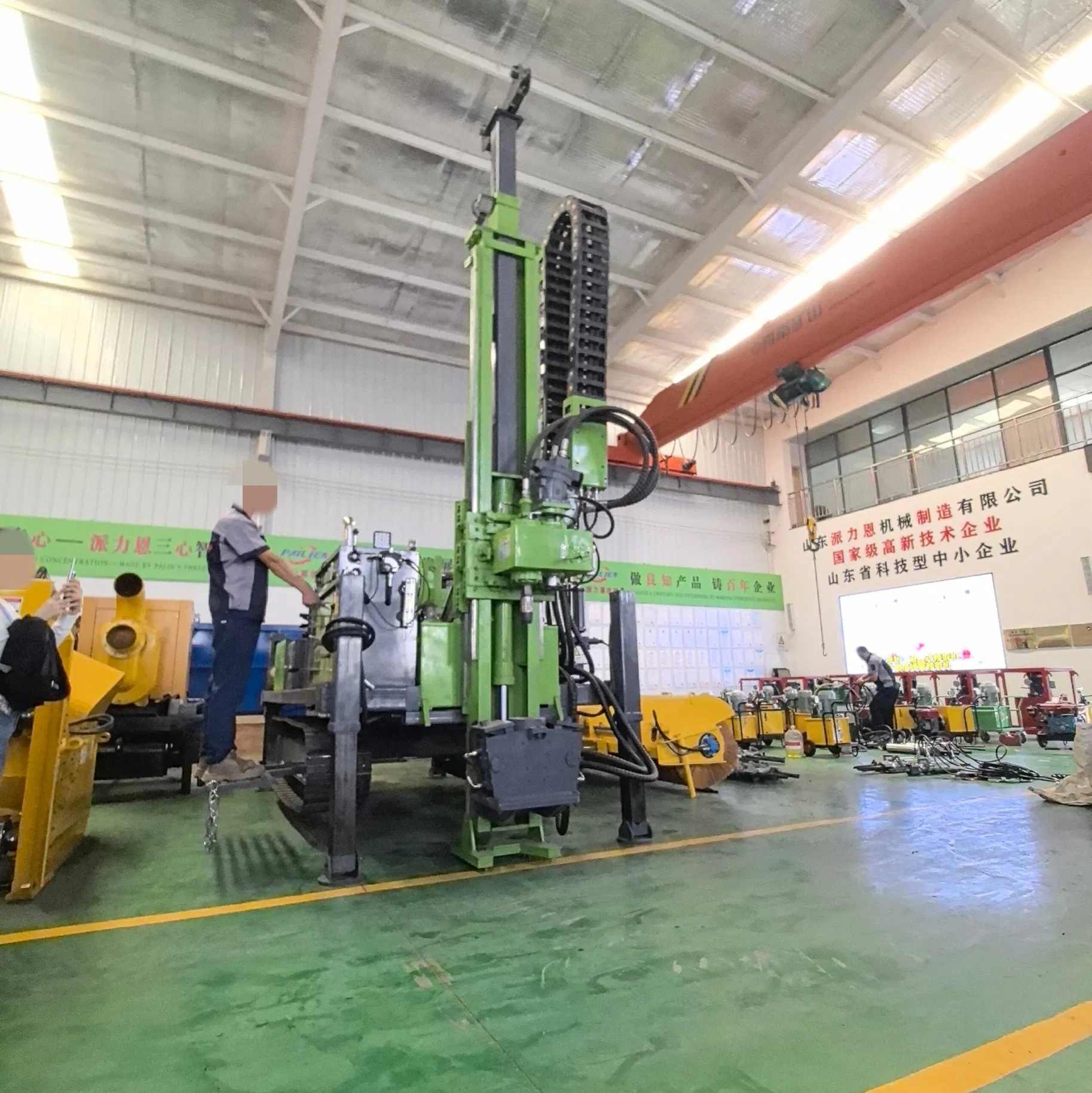 Core Drilling Rig Hydraulic Crawler for Geological Survey Coring