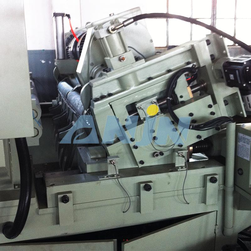 8FT CNC Veneer Rotary Peeling Machine Heavy Duty Version
