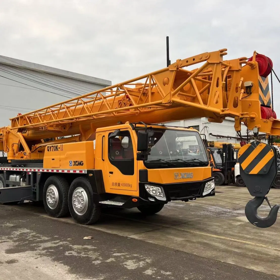 Used Truck Mounted Mobile Crane 100 Ton Lifting Capacity
