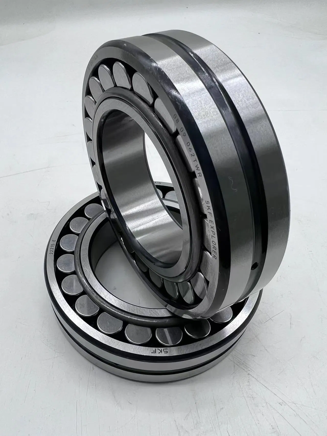 Roulement à rouleaux sphérique 22210 22211 22212 22213 22214 22215 NSK NTN