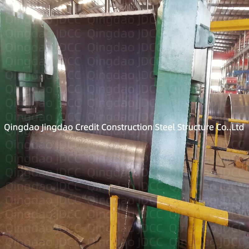 Structure en tube soudé épais et robuste, préfabriquée, à charpente métallique en acier