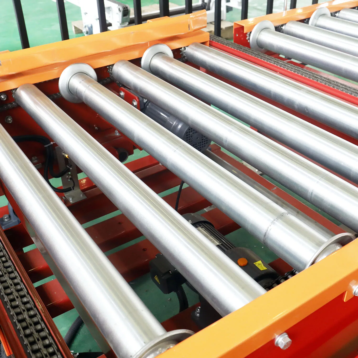 Straight Gravity Roller Conveyor for Streamlined Material Handling