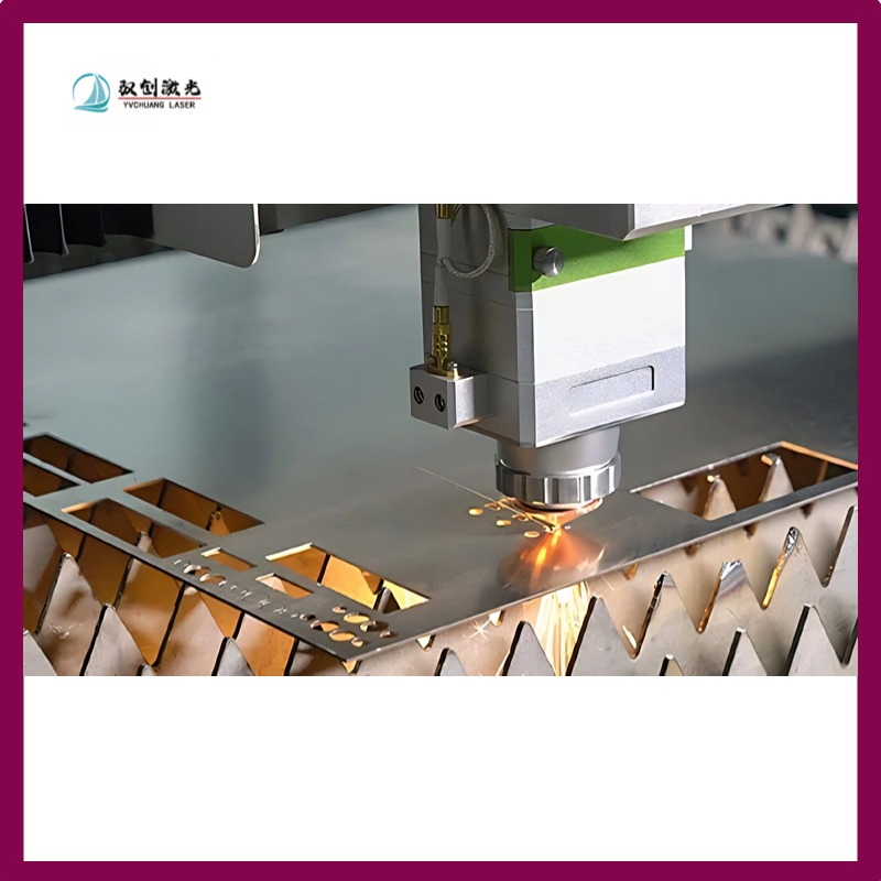 1000W 1500W 2000W 3000W 4000W 6000W Fiber Laser Cutting Machine Steel Sheets