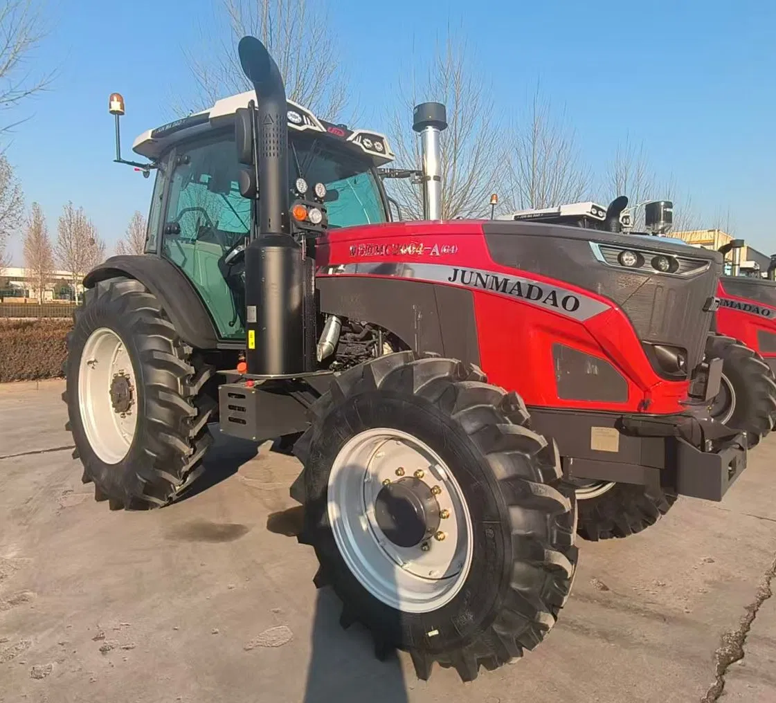 150HP 180HP 200HP Tractor Agrícola de Ruedas para Césped con Tracción en las Cuatro Ruedas