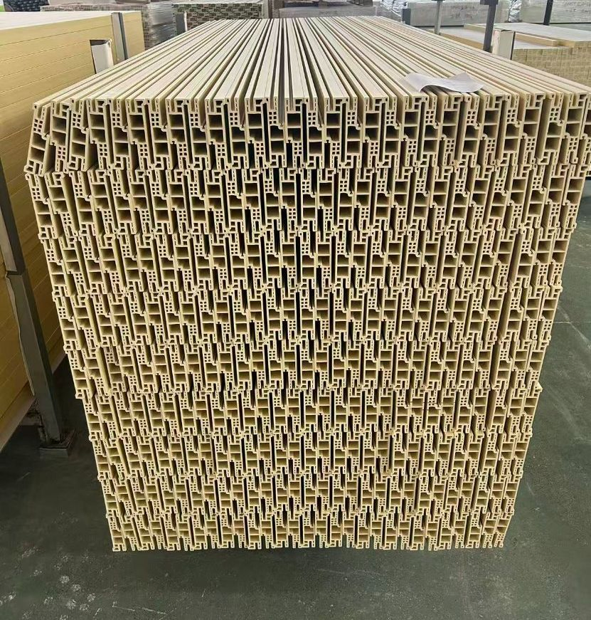 Customized Easy Cleaning Wood-Plastic Door Frame for Home Decoration