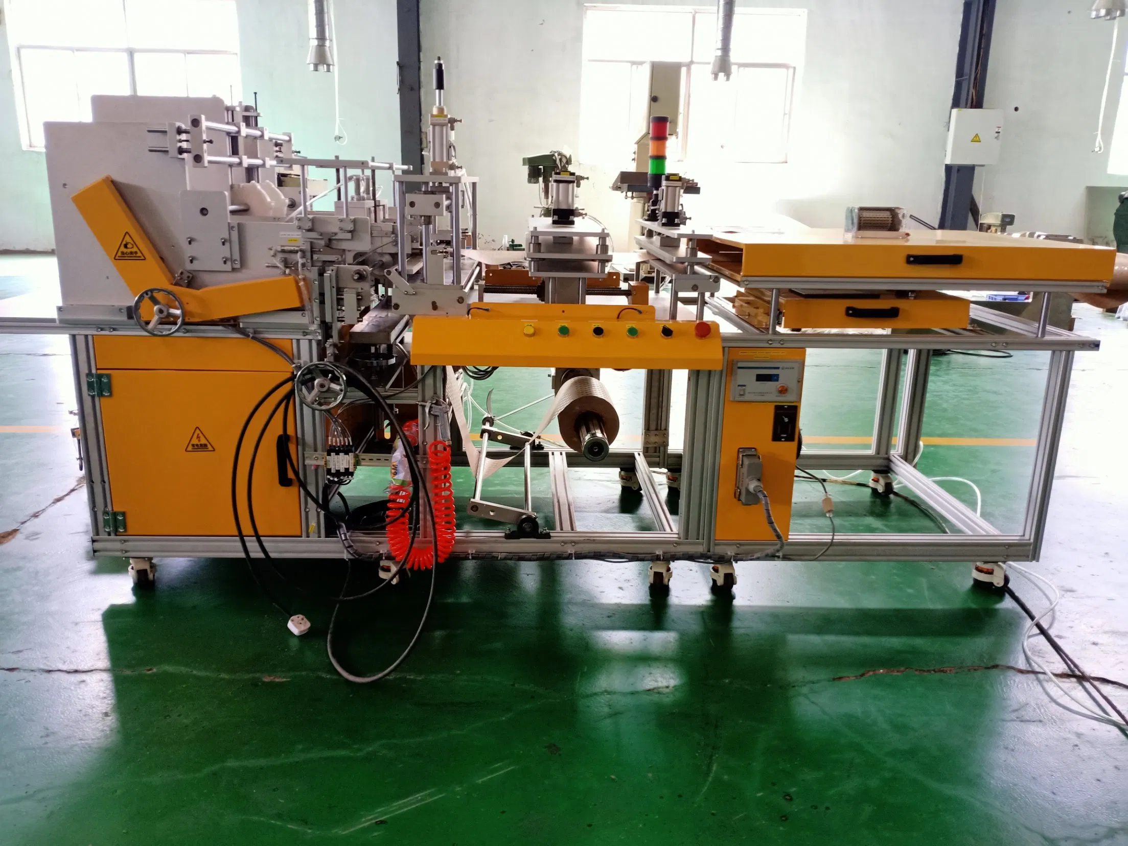 Máquina de unión de conductos de aceite