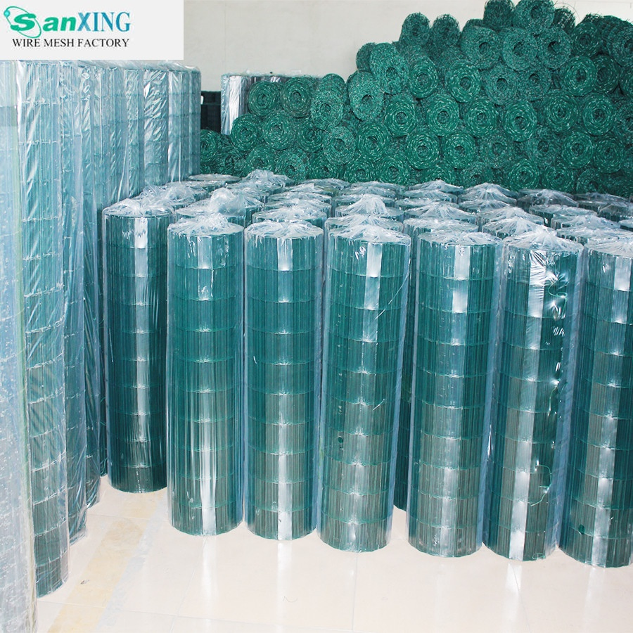 2x2 Galvanized Cattle Fence Welded Wire Mesh Panel Fence Netting