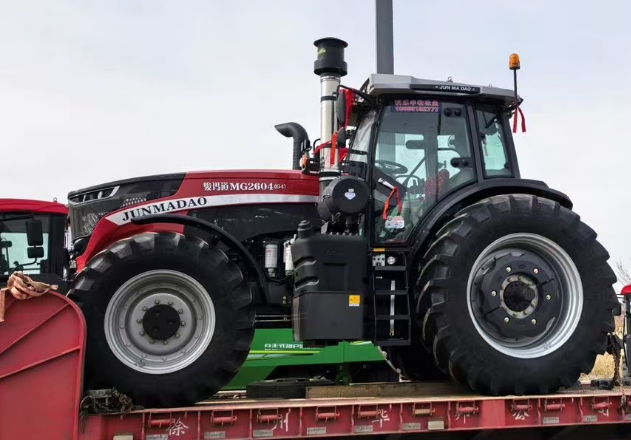 Jmd Ms2404 240HP 4WD Agricultural Machinery Walking Wheel Farm Tractor