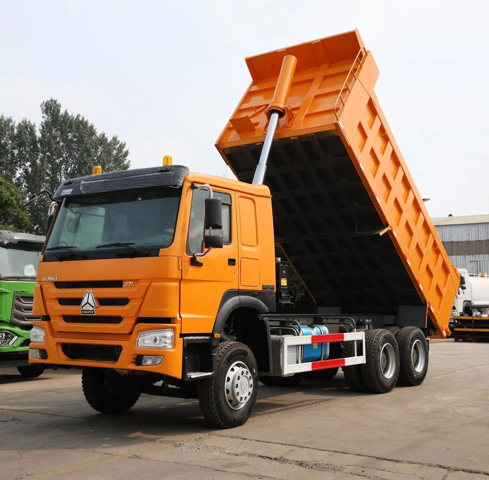 HOWO Used Diesel Heavy Duty 10 Wheeler Dump Truck 371HP 6X4 Euro 3 Manual 50t for Mining Sand Gravel Transport