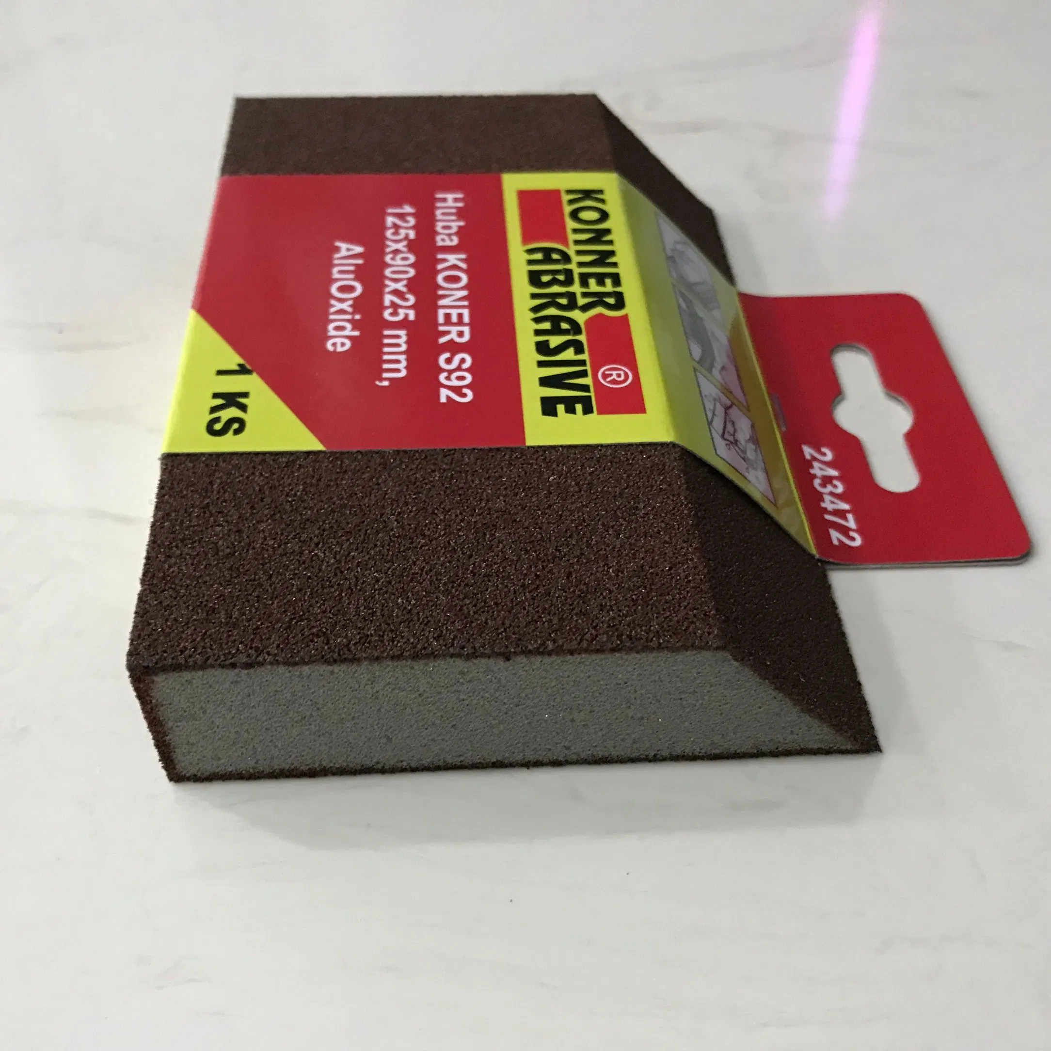 Éponge à poncer à angle unique