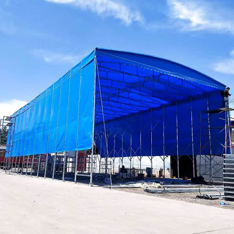 Tettoia da esterno personalizzata con tenda a bracci per lavaggio auto scorrevole