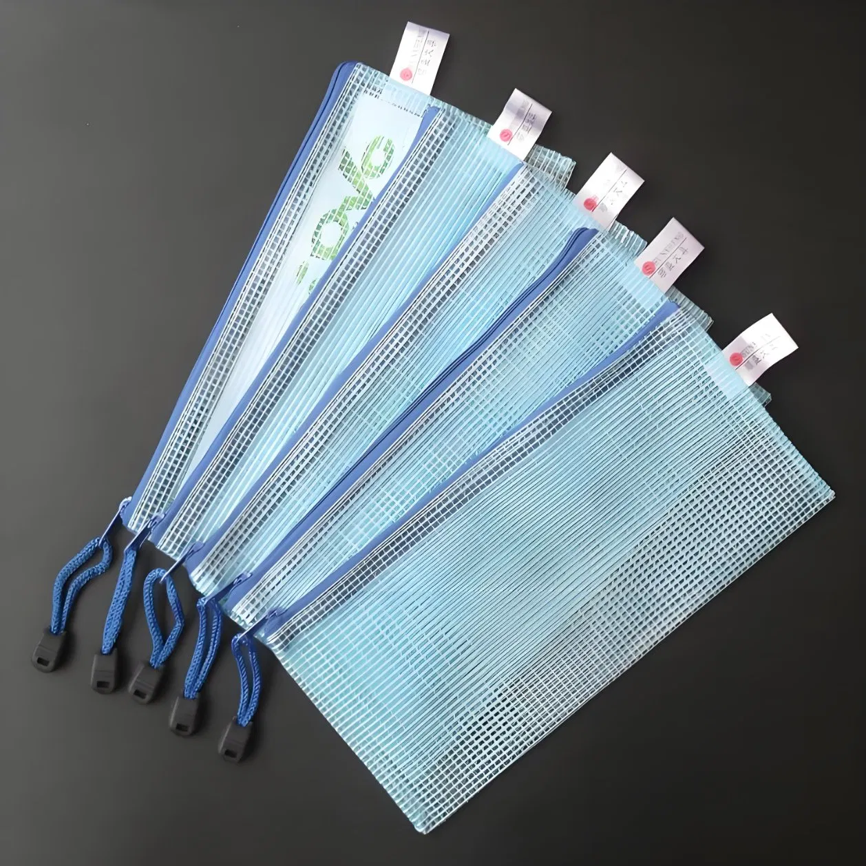 Tela de toldo de PVC resistente a los rayos UV e impermeable para uso intensivo