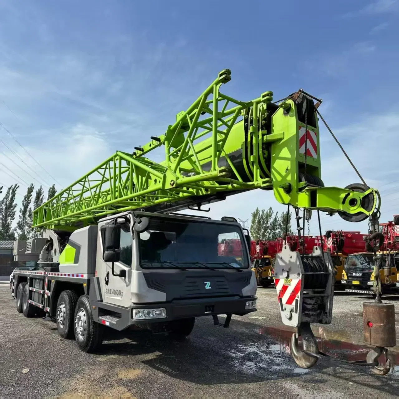 Zoomlion 50 Ton Mobile Truck Crane Low Hours Lorry Truck Crane Nice Condition