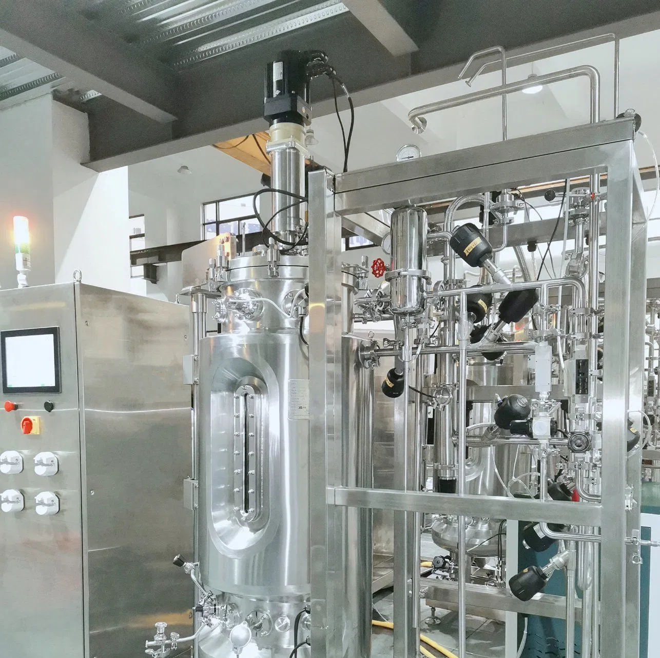 Biorreactor fermentador de acero inoxidable para cultivo de suspensión celular