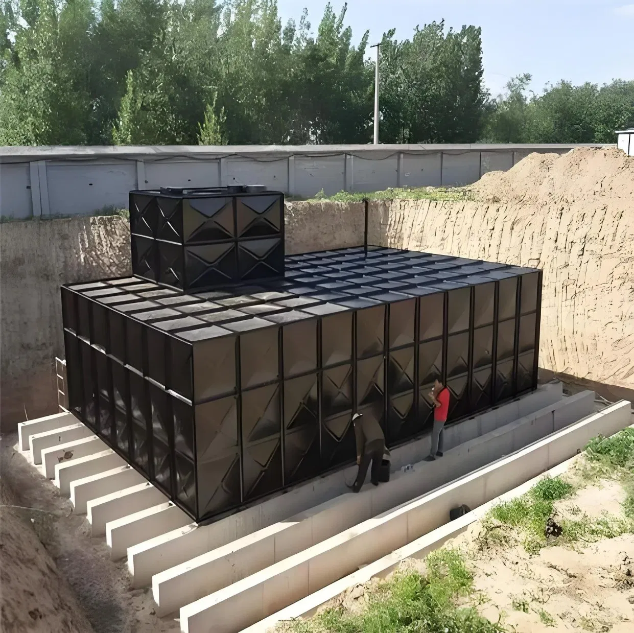 Lightweight Heavy-Duty Bolted Steel Water Tank