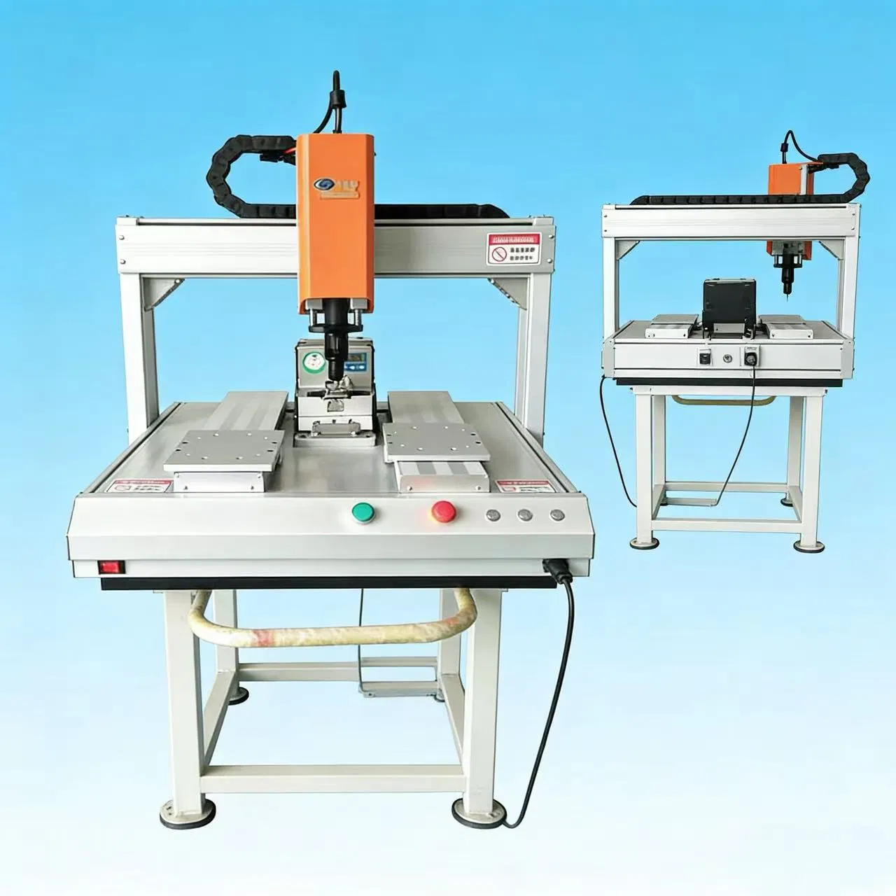 Fabricant professionnel de machine de vissage automatique à double Y sur mesure
