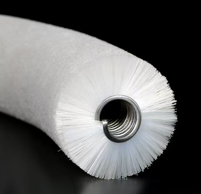White Nylon Wire Spiral Coil Brush External Wound Spring Coil Spiral Brush for Industrial Cleaning