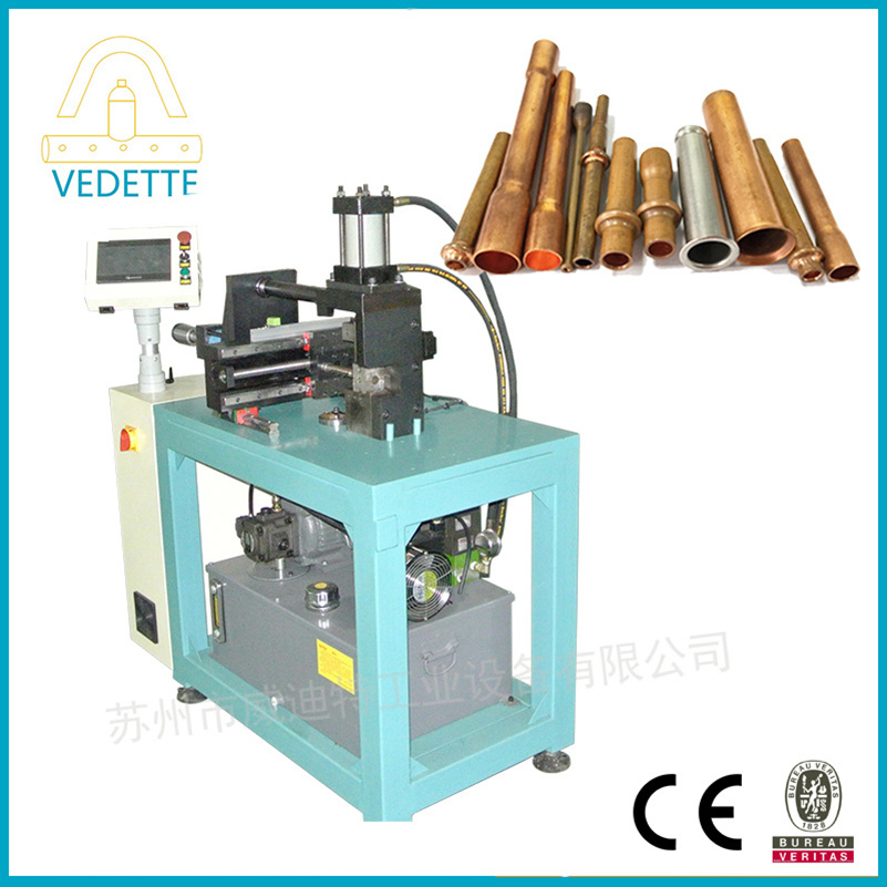 Macchina CNC multi-stazione per la formatura delle estremità di tubi e tubazioni per condizionatori d'aria