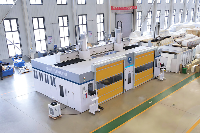 Automatic Tool Change 5-Axis CNC 3D Carving Machine