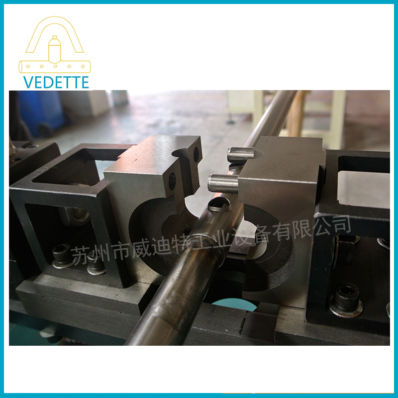 Hydraulic CNC Iron Pipe Punching Machine