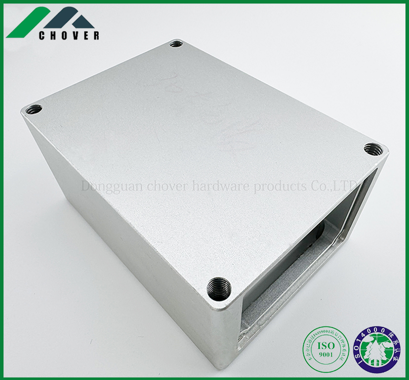 Usinage CNC de pièces de boîtier en cuivre, fer et aluminium pour produits électroniques